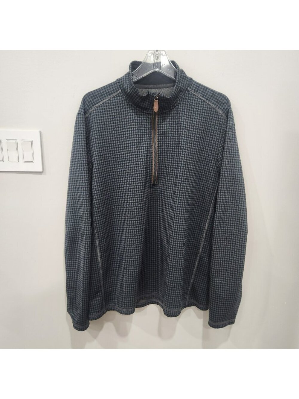 Vineyard Vines Jim Nantz 1/4 Zip Pullover Mens Large Gray Performance Sweater